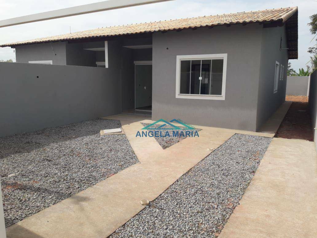 Casa à venda com 3 quartos, 90m² - Foto 2