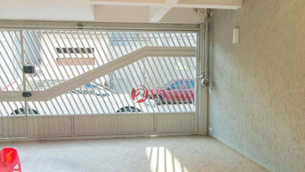 Sobrado à venda com 3 quartos, 210m² - Foto 14