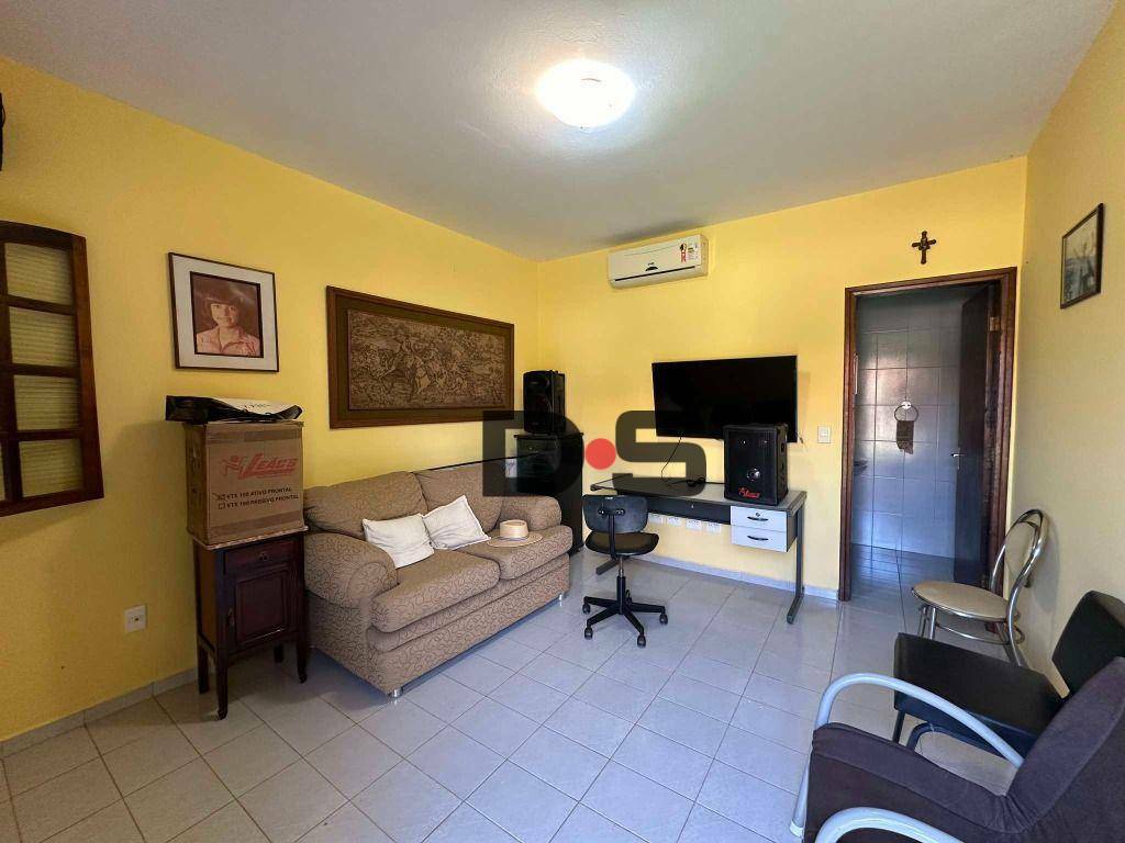 Chácara à venda com 6 quartos, 500m² - Foto 32