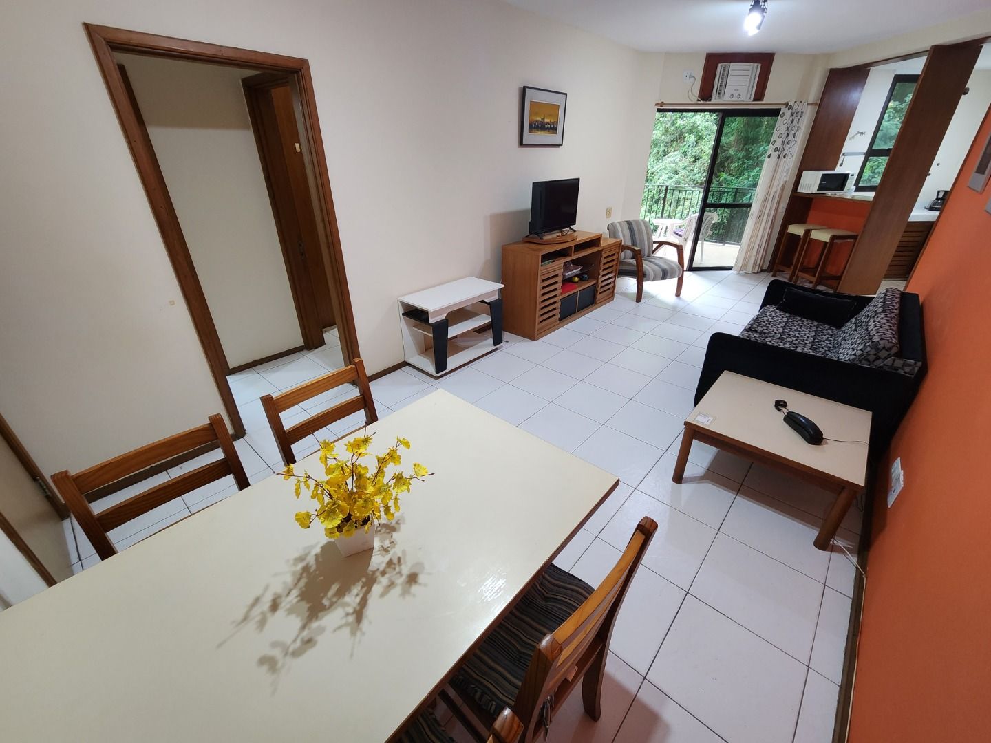 Apartamento à venda com 1 quarto, 55m² - Foto 3