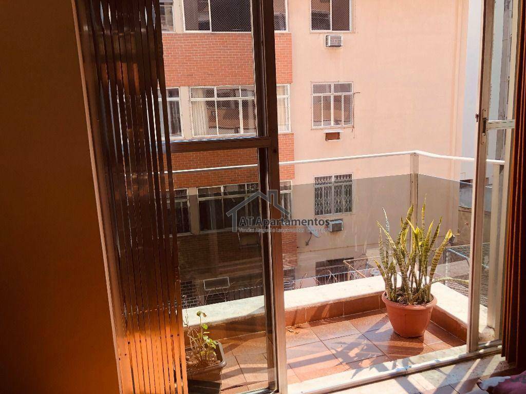 Apartamento à venda e aluguel com 3 quartos, 115m² - Foto 12