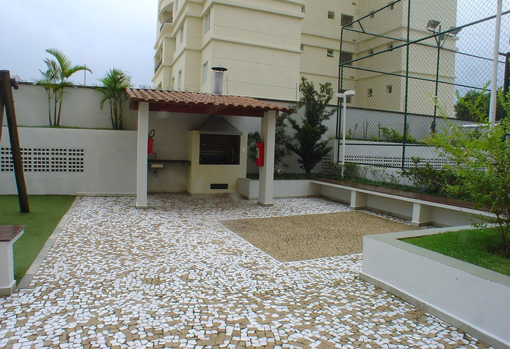 Apartamento à venda com 3 quartos, 87m² - Foto 2