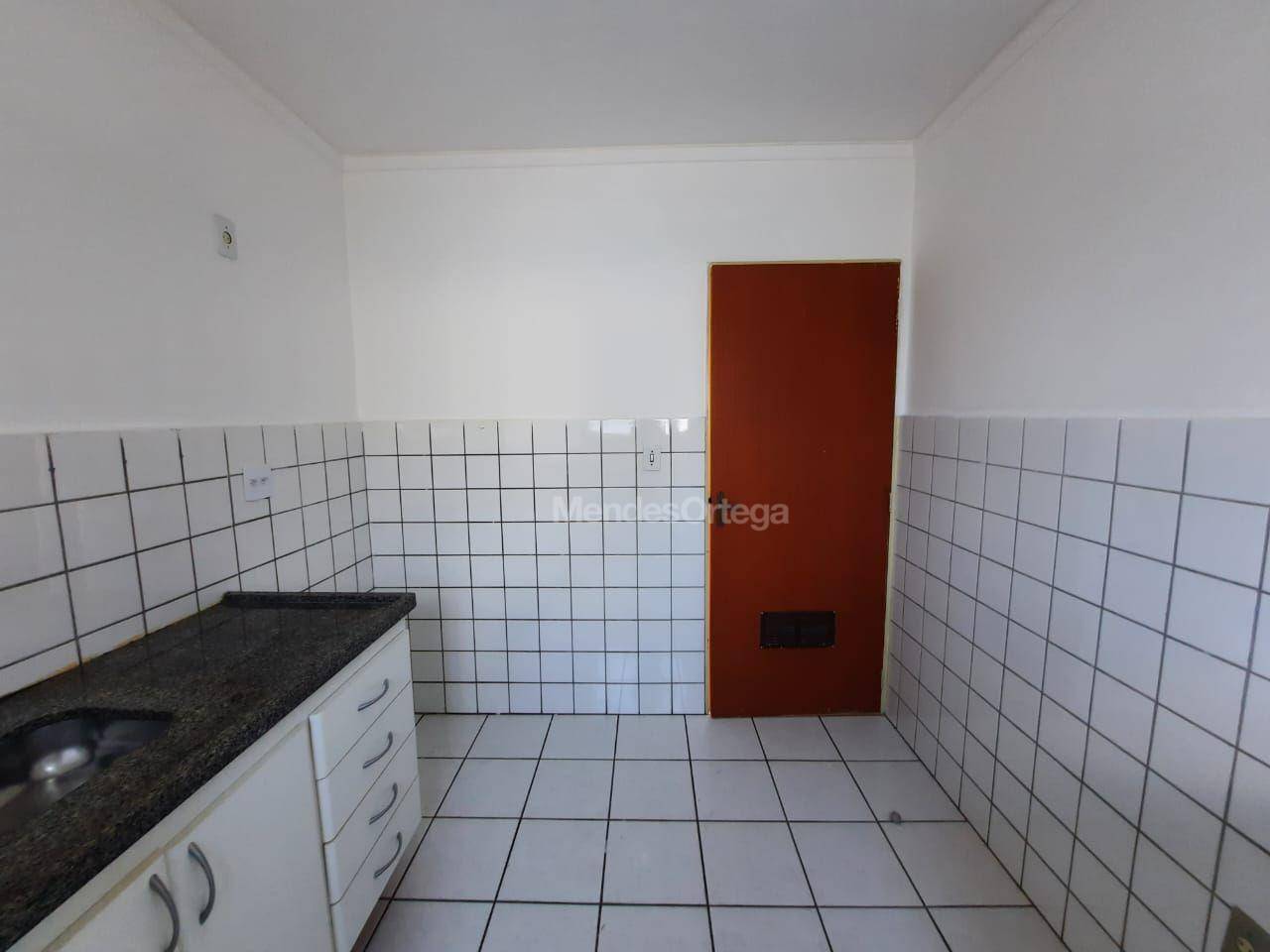 Apartamento para alugar com 2 quartos, 48m² - Foto 11