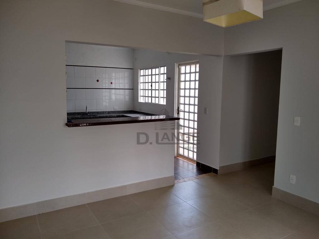 Casa para alugar com 3 quartos, 120m² - Foto 15