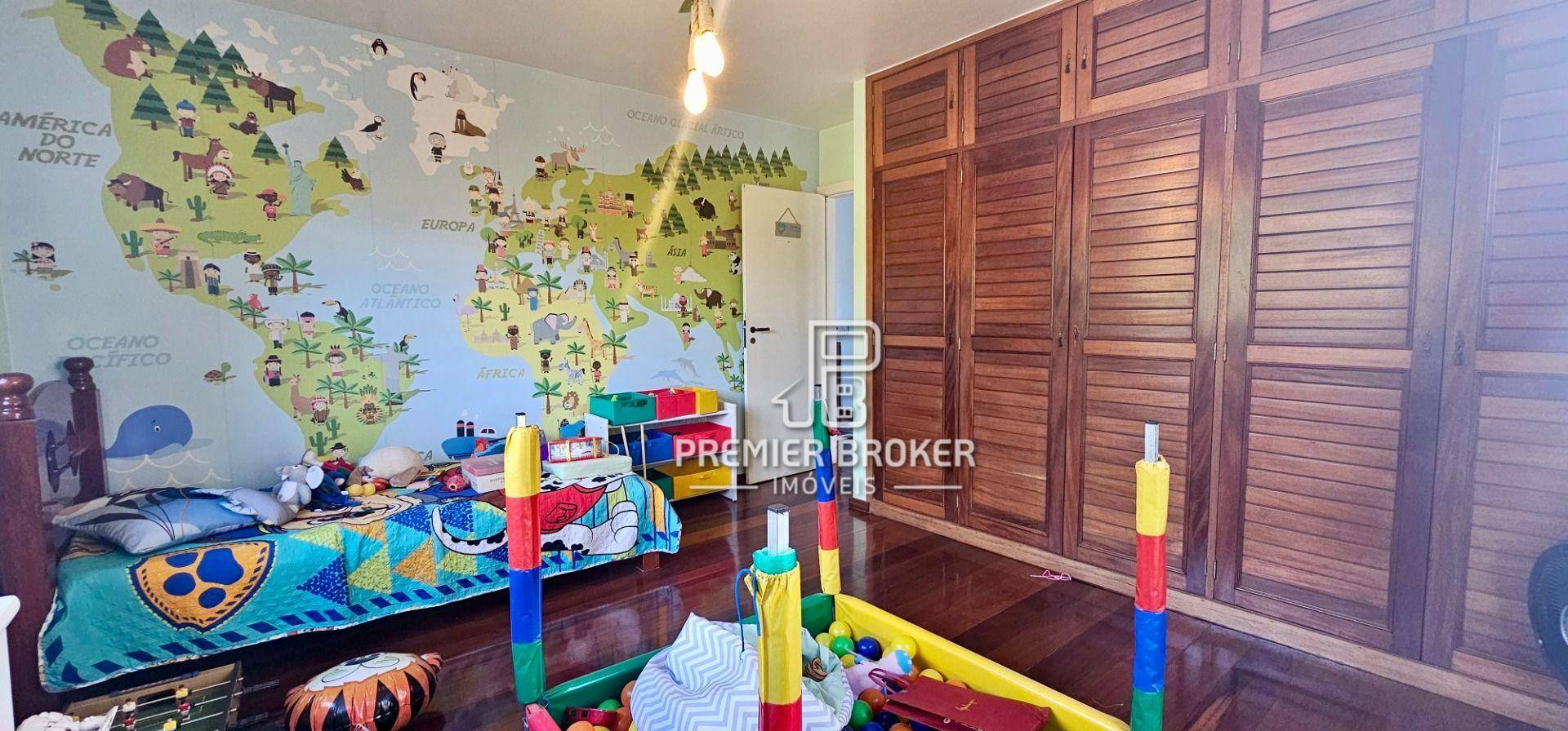 Casa à venda com 5 quartos, 160m² - Foto 32