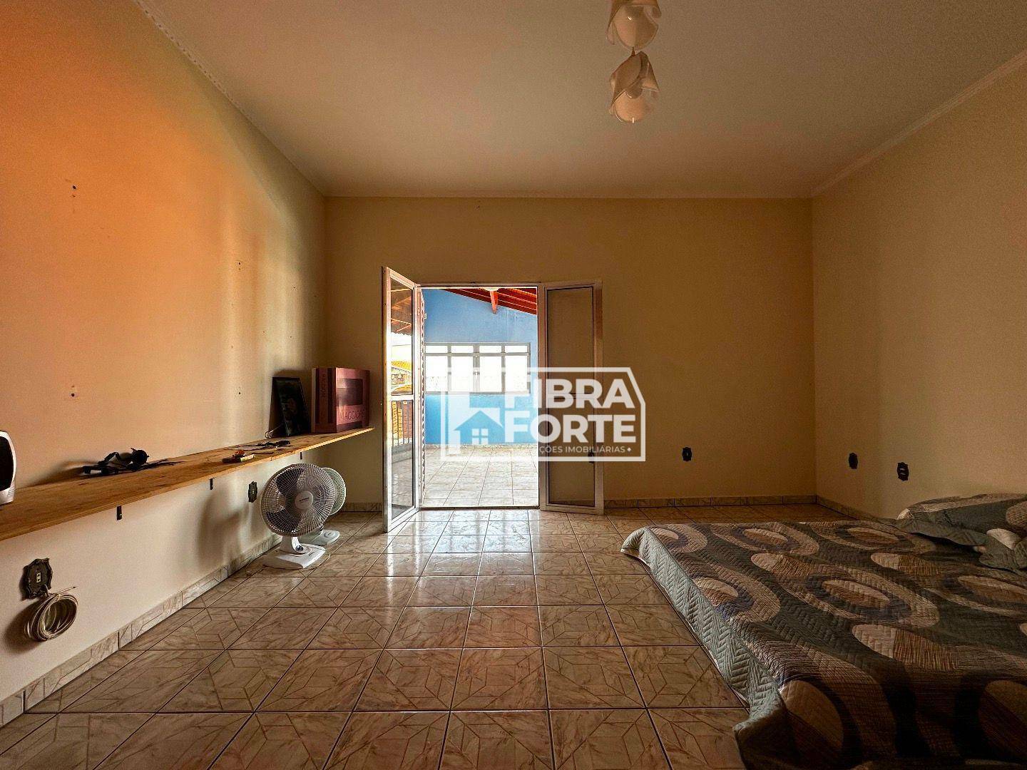 Casa à venda com 4 quartos, 230m² - Foto 12