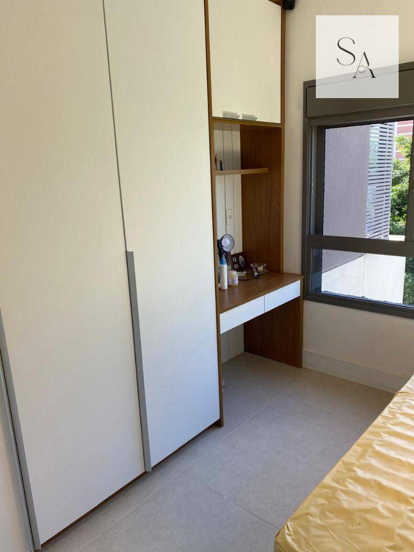 Apartamento à venda com 3 quartos, 131m² - Foto 8