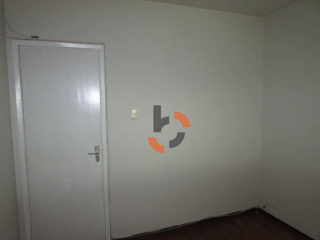 Apartamento à venda com 3 quartos, 97m² - Foto 7