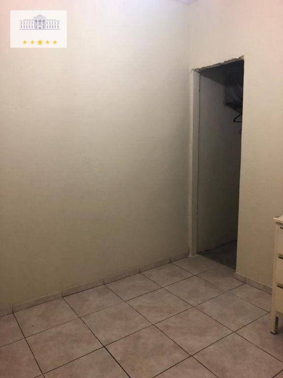 Casa à venda com 3 quartos, 1m² - Foto 5