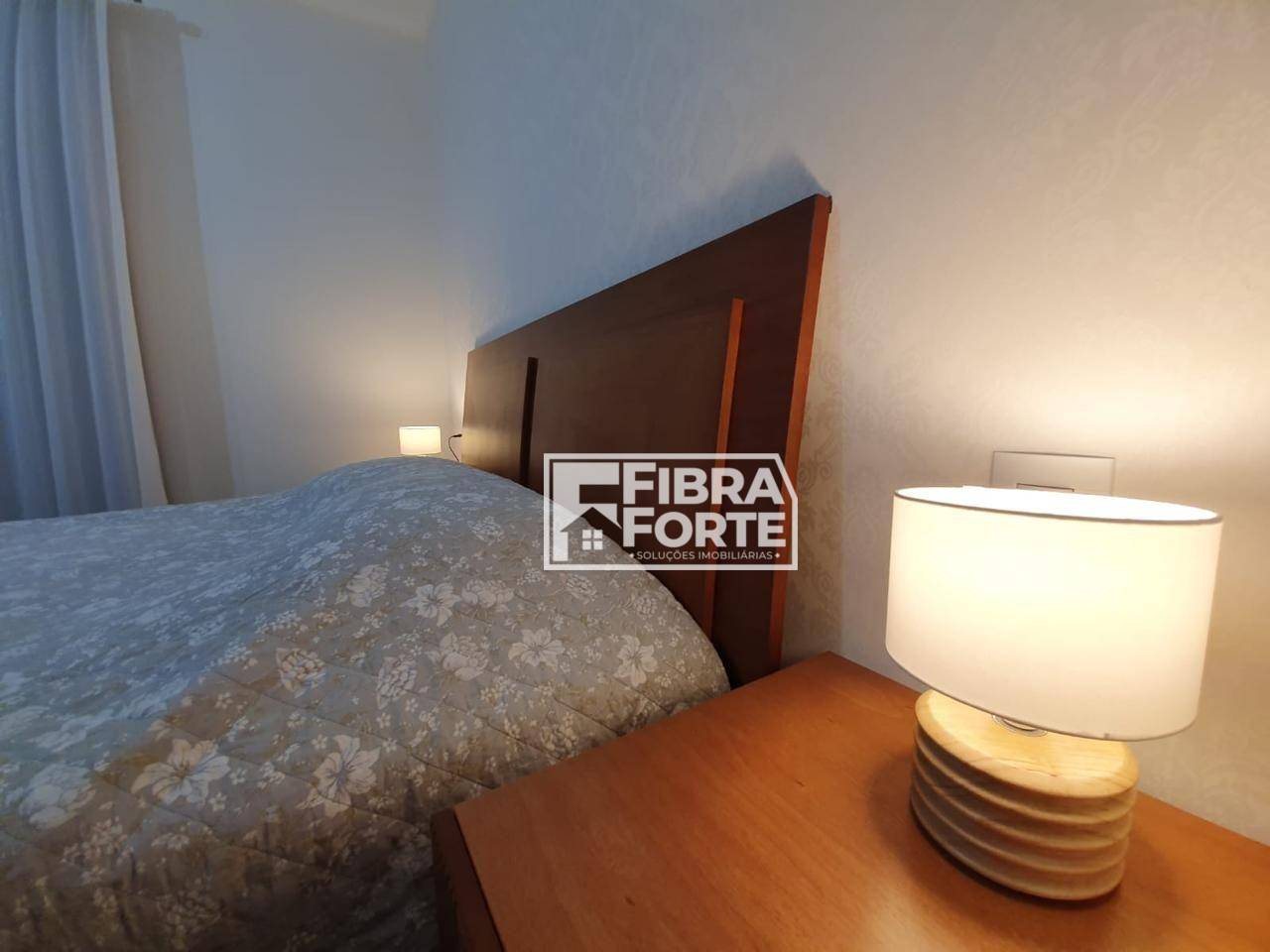 Apartamento à venda com 2 quartos, 66m² - Foto 14