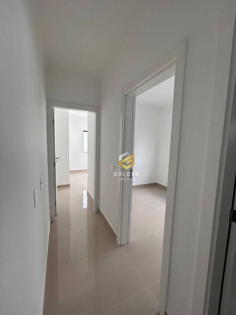 Casa à venda com 3 quartos, 103m² - Foto 14