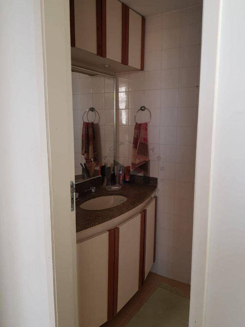 Apartamento à venda com 4 quartos, 190m² - Foto 12