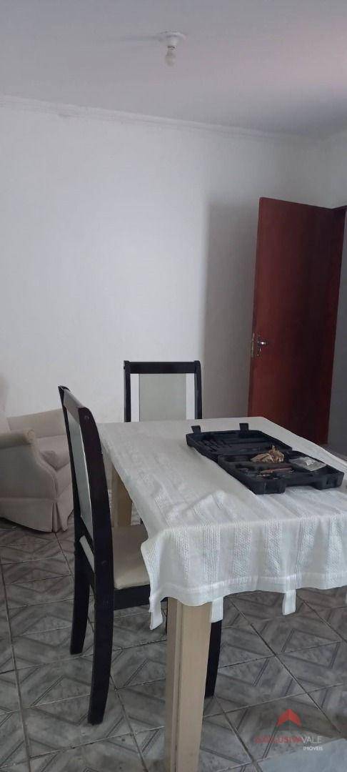 Casa à venda com 2 quartos, 75m² - Foto 7