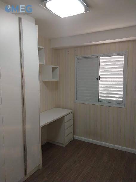 Apartamento para alugar com 3 quartos, 80m² - Foto 3