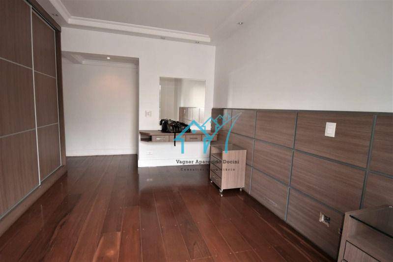 Apartamento à venda com 3 quartos, 131m² - Foto 15