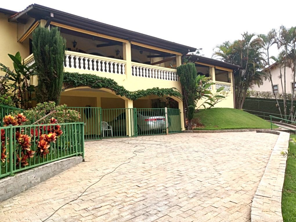 Casa de Condomínio à venda com 7 quartos, 418m² - Foto 2