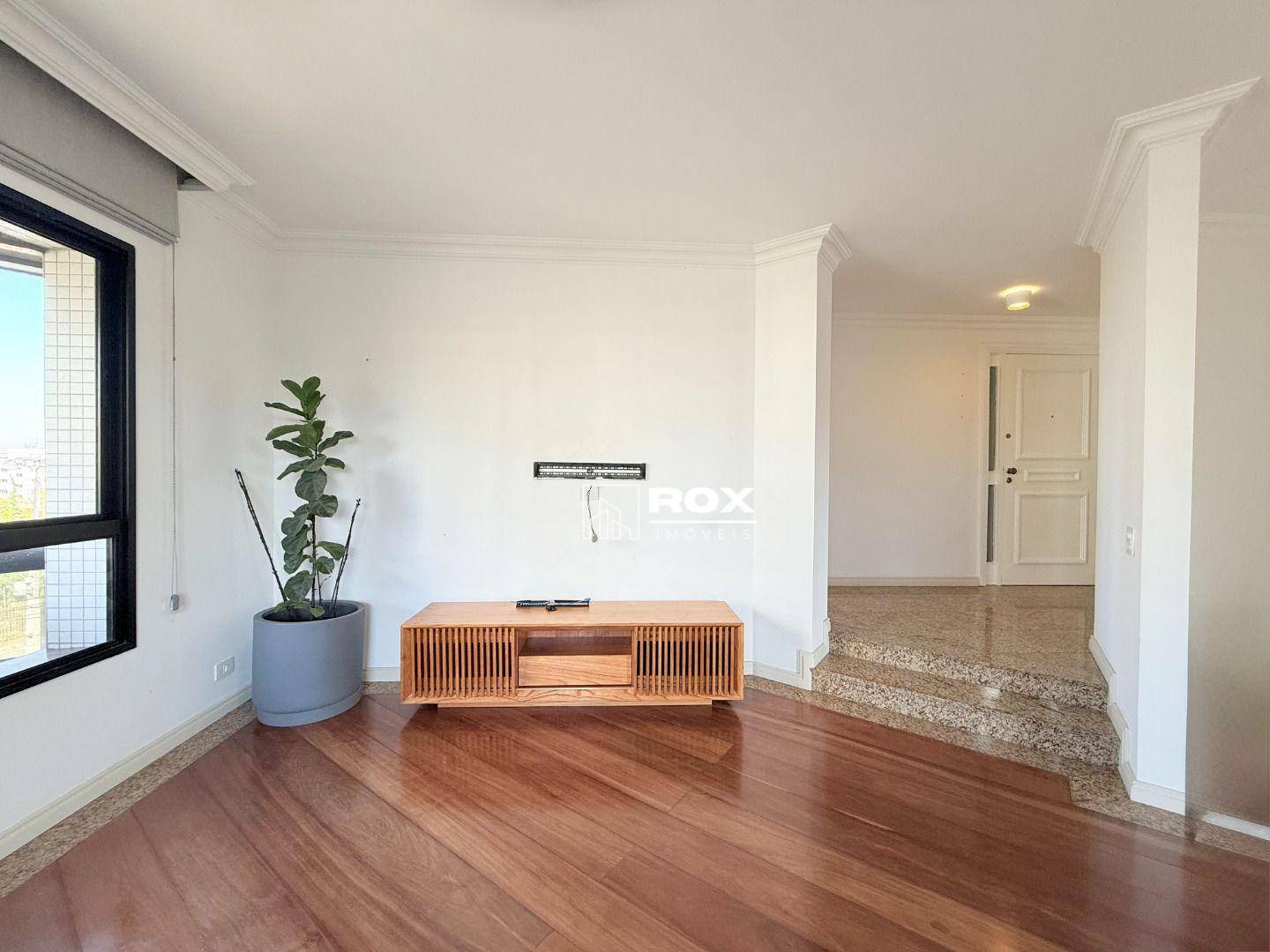Apartamento para alugar com 4 quartos, 428m² - Foto 14