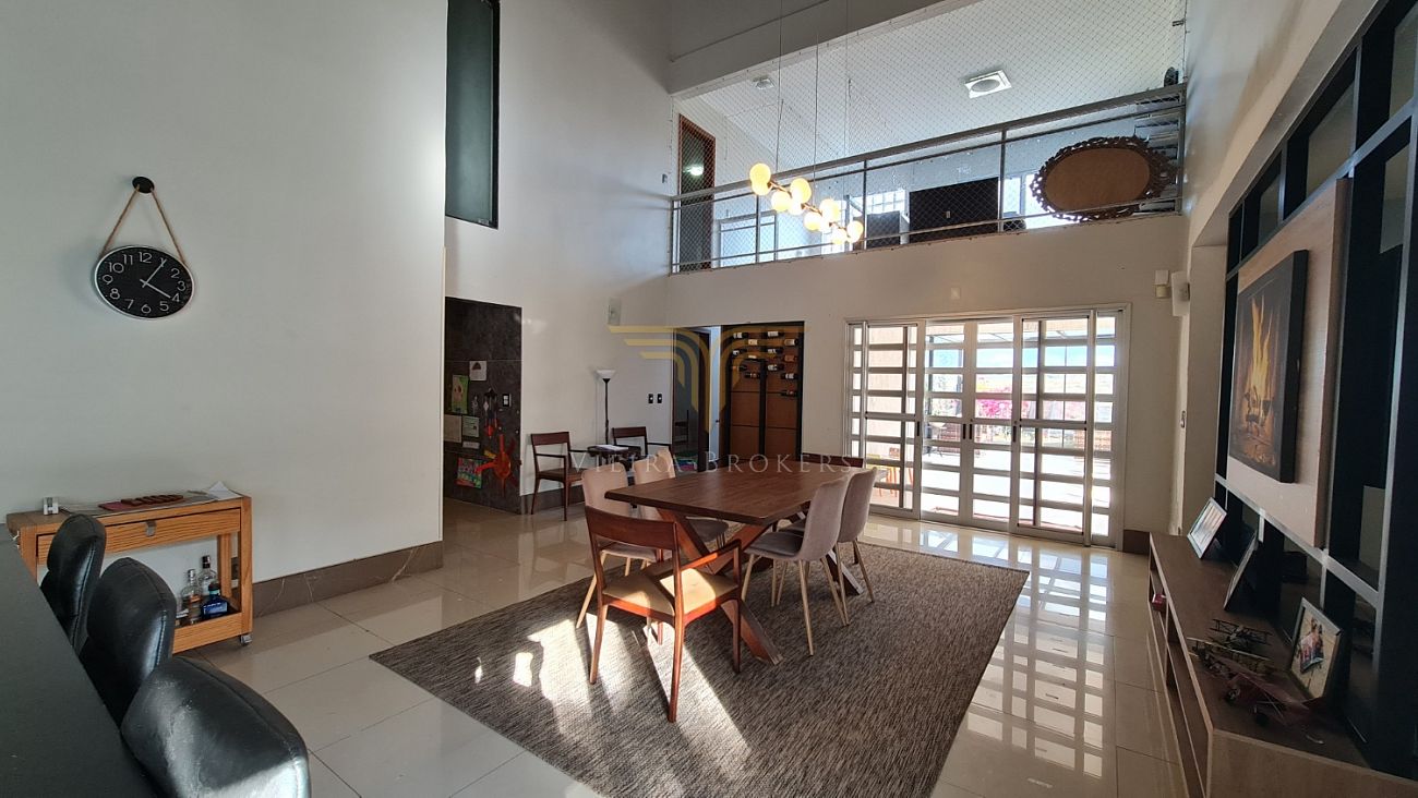 Casa de Condomínio à venda com 4 quartos, 350m² - Foto 3