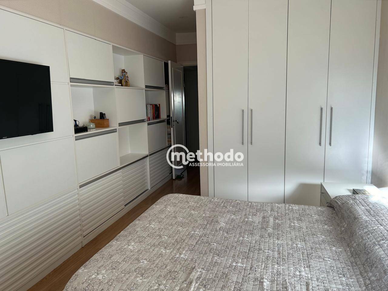 Apartamento à venda com 4 quartos, 181m² - Foto 5