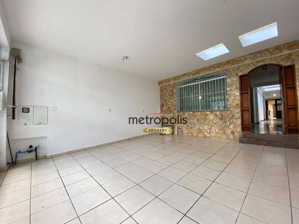 Sobrado para alugar com 3 quartos, 222m² - Foto 2