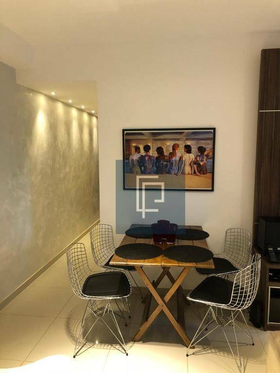 Apartamento à venda com 2 quartos, 68m² - Foto 5