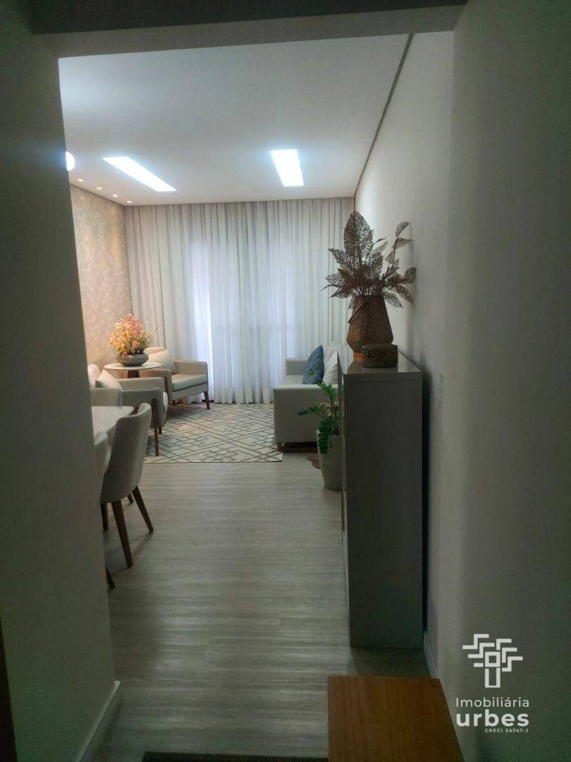 Apartamento à venda com 3 quartos, 113m² - Foto 2