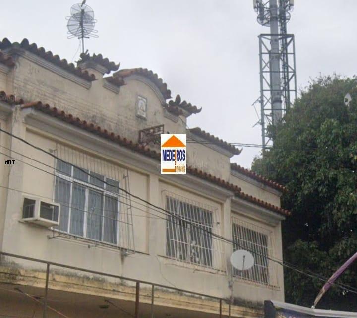 Casa à venda com 2 quartos, 200m² - Foto 9