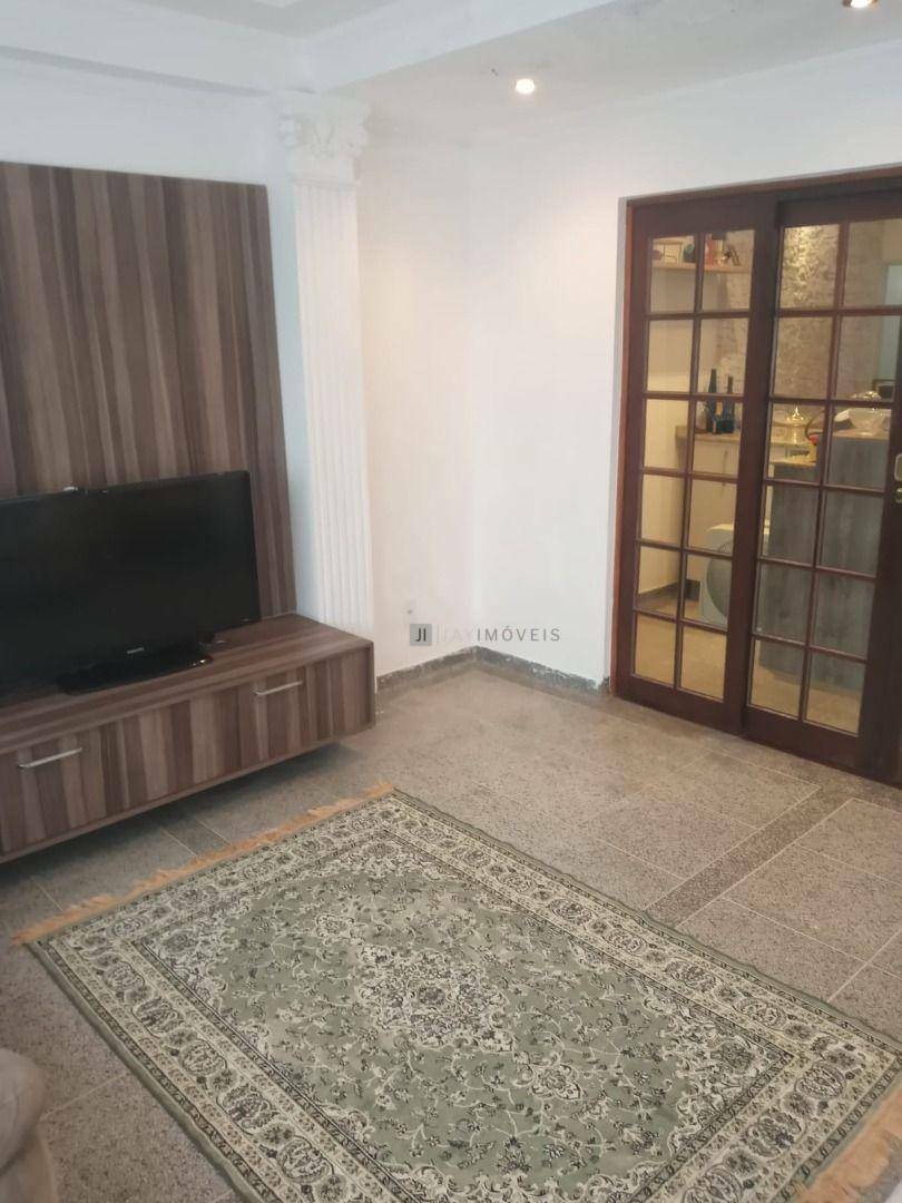 Casa à venda com 3 quartos, 346m² - Foto 5