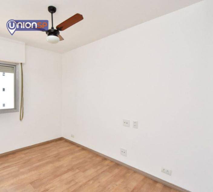 Apartamento à venda com 3 quartos, 107m² - Foto 9