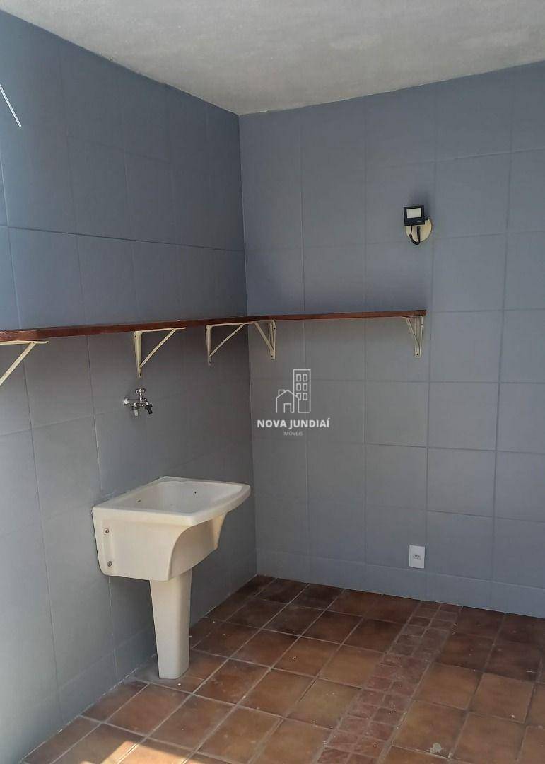 Casa para alugar com 3 quartos, 120m² - Foto 3