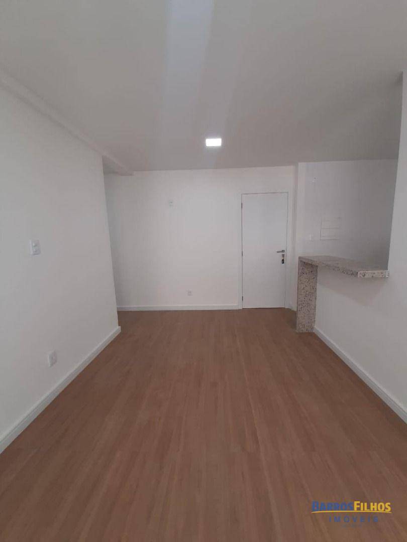 Apartamento para alugar com 2 quartos, 60M2 - Foto 7