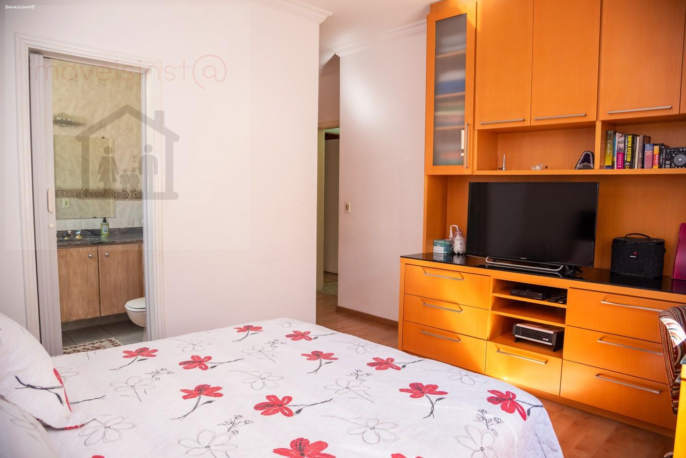 Casa de Condomínio à venda com 4 quartos, 298m² - Foto 12