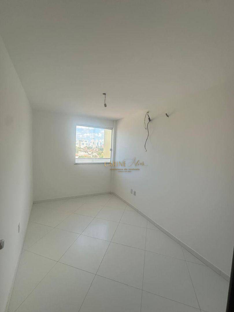 Apartamento à venda com 3 quartos, 91m² - Foto 17