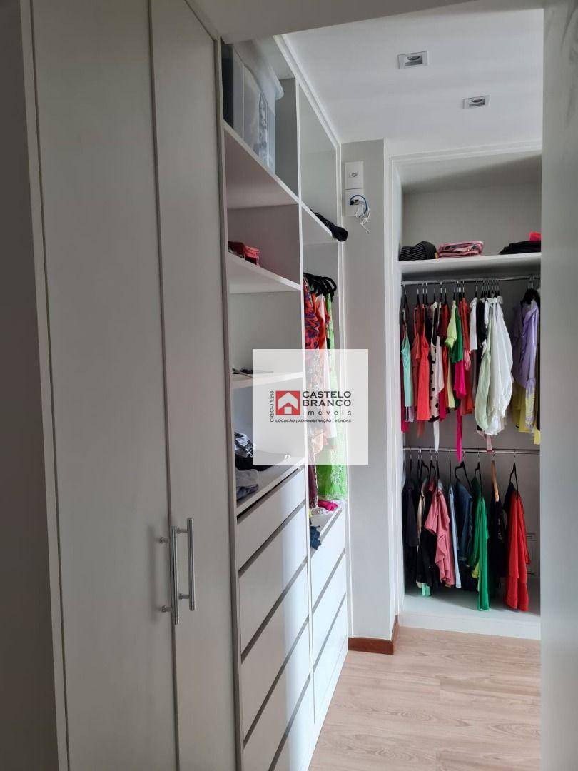 Apartamento à venda com 3 quartos, 158m² - Foto 17