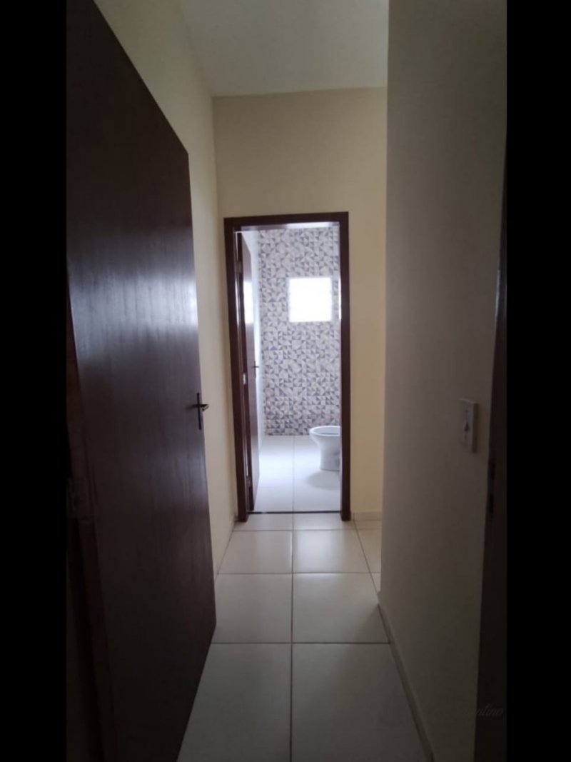 Casa à venda com 3 quartos, 178m² - Foto 10