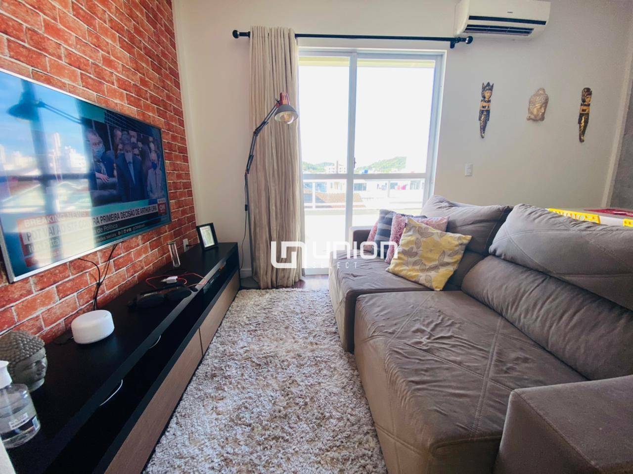 Apartamento à venda com 2 quartos, 65m² - Foto 6