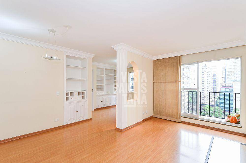 Apartamento à venda com 2 quartos, 72m² - Foto 2