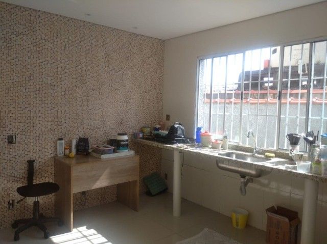 Sobrado à venda com 3 quartos, 400m² - Foto 25