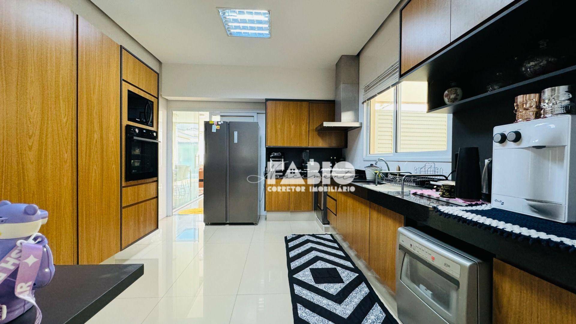 Casa de Condomínio à venda com 4 quartos, 311m² - Foto 30