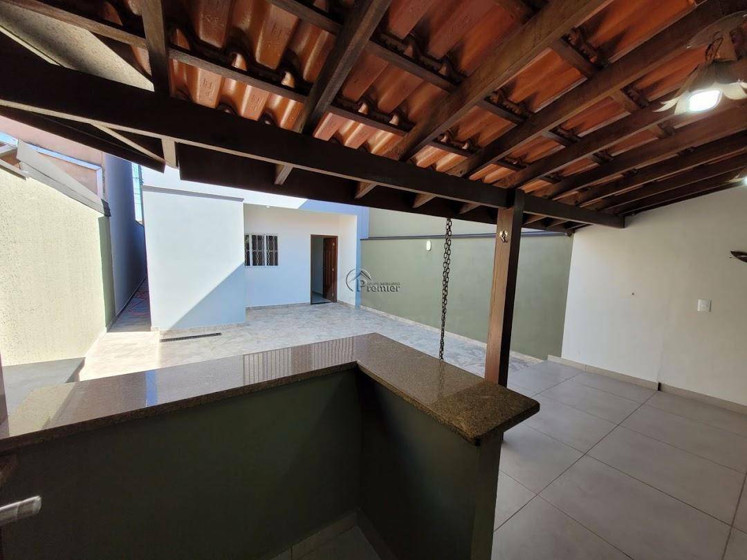 Casa à venda com 3 quartos, 150m² - Foto 14