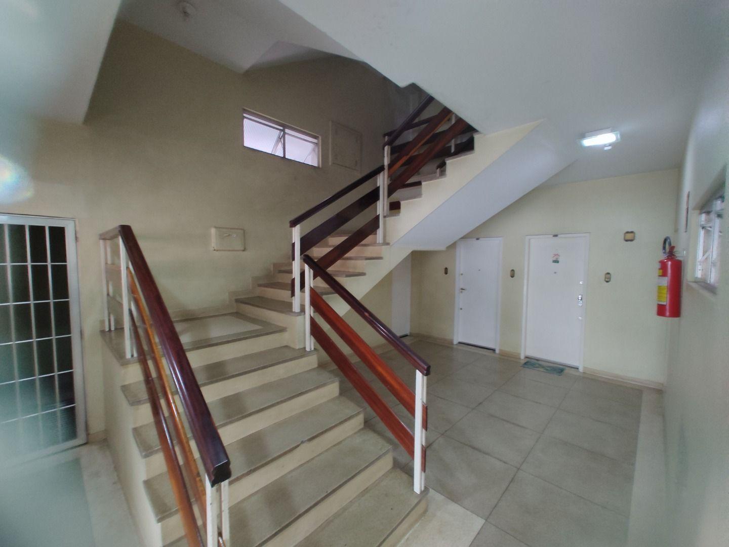 Apartamento à venda com 3 quartos, 135m² - Foto 19