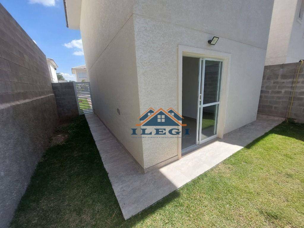 Casa de Condomínio para alugar com 3 quartos, 96m² - Foto 2