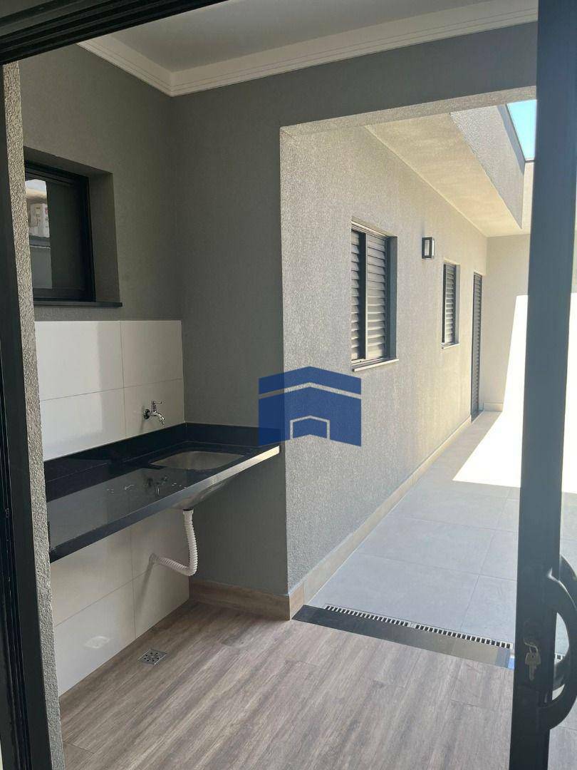 Casa à venda com 3 quartos, 137m² - Foto 11