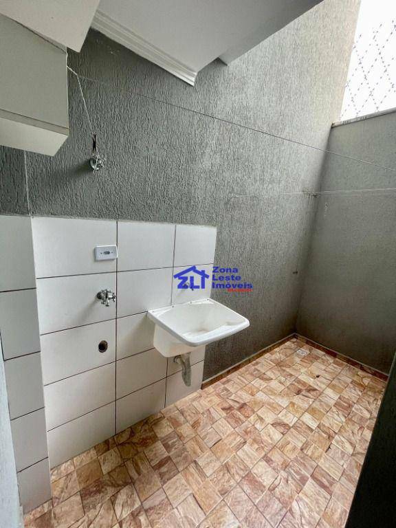 Sobrado à venda com 2 quartos, 60m² - Foto 4