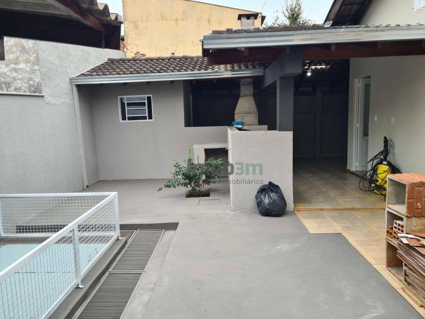 Casa à venda com 3 quartos, 160m² - Foto 18