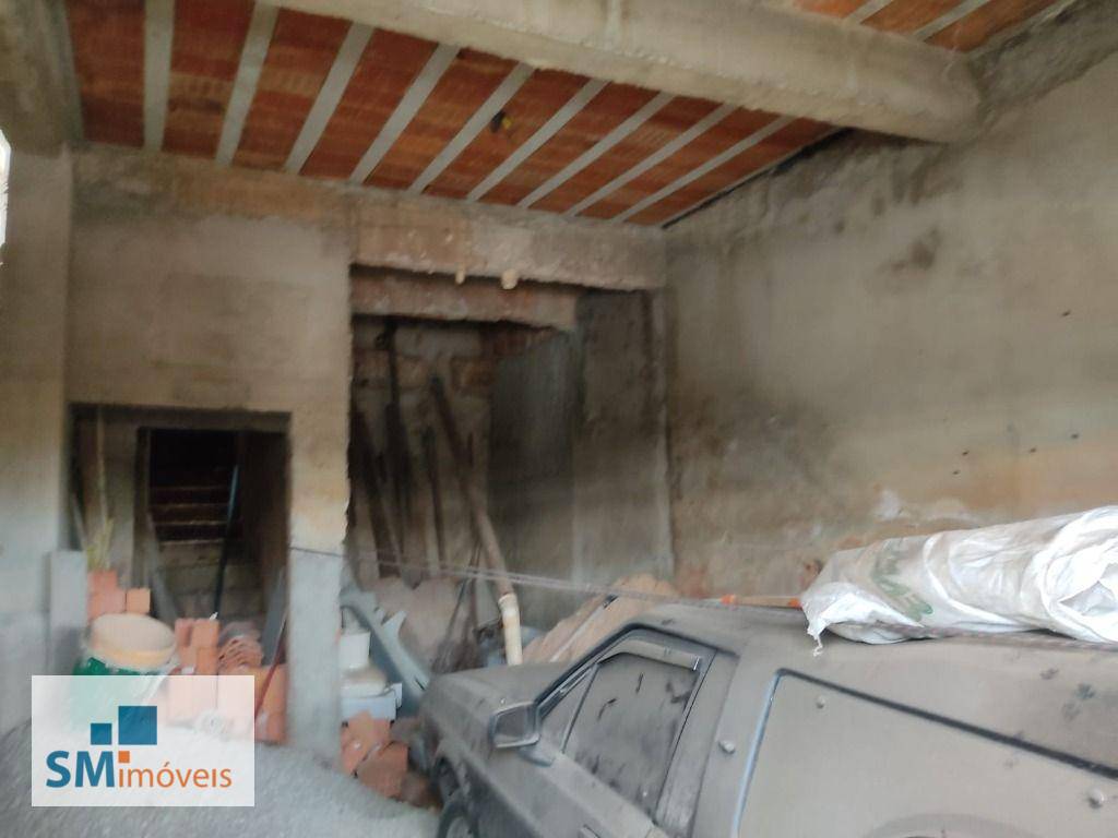 Sobrado à venda com 2 quartos, 170m² - Foto 2