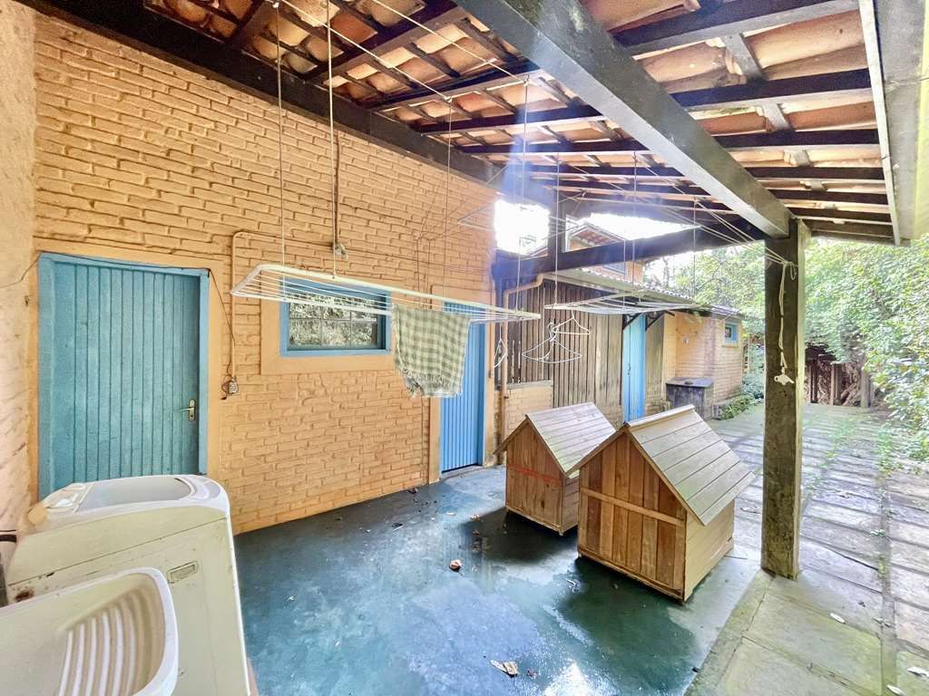 Casa de Condomínio à venda e aluguel com 3 quartos, 440m² - Foto 38