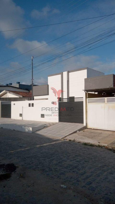 Casa à venda com 2 quartos, 60m² - Foto 1