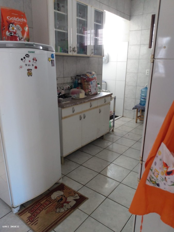 Casa à venda com 5 quartos, 319m² - Foto 15