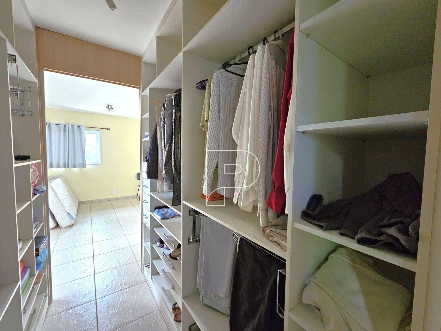 Casa à venda com 3 quartos, 250m² - Foto 29